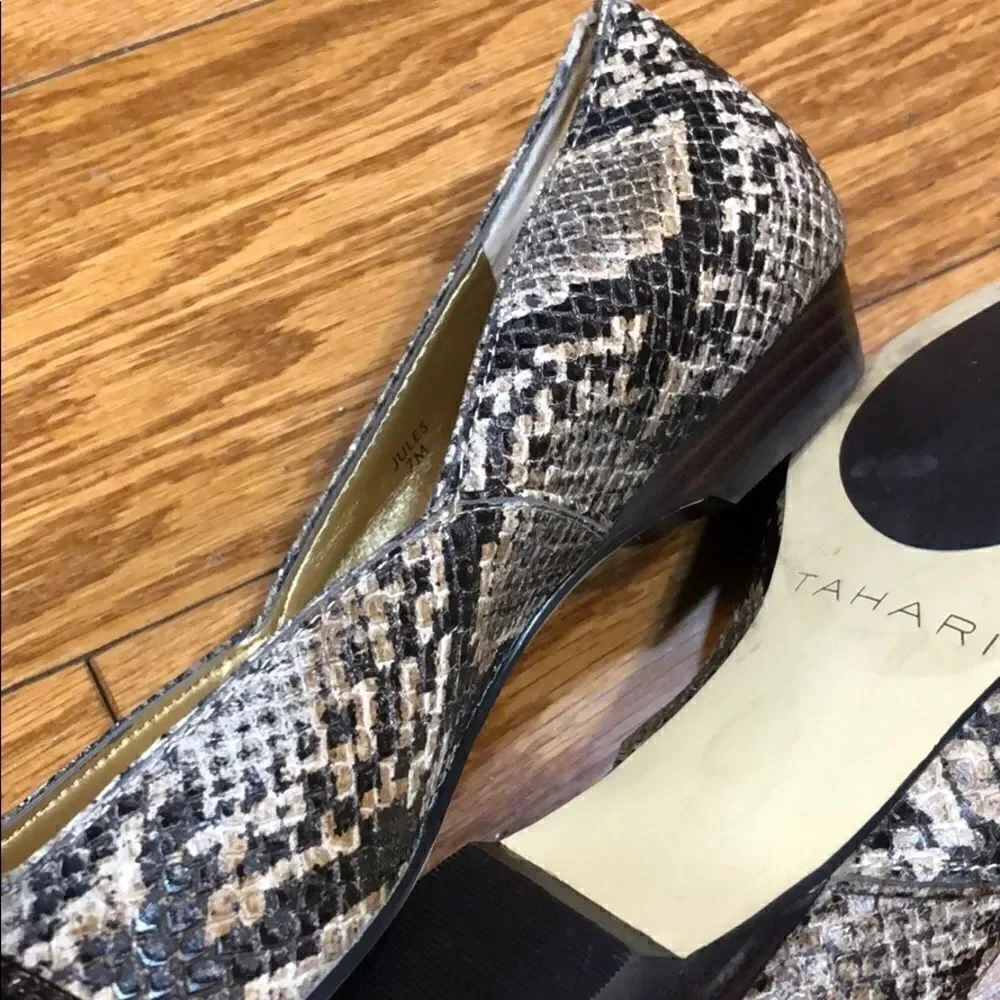 Tahari Jules Snakeskin Print and Patent Leather Flats Sz 7